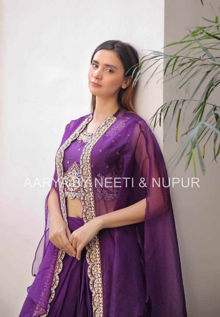 Moti Chid Hand Work Blouse With Organza Cape & Pick Up Skirt